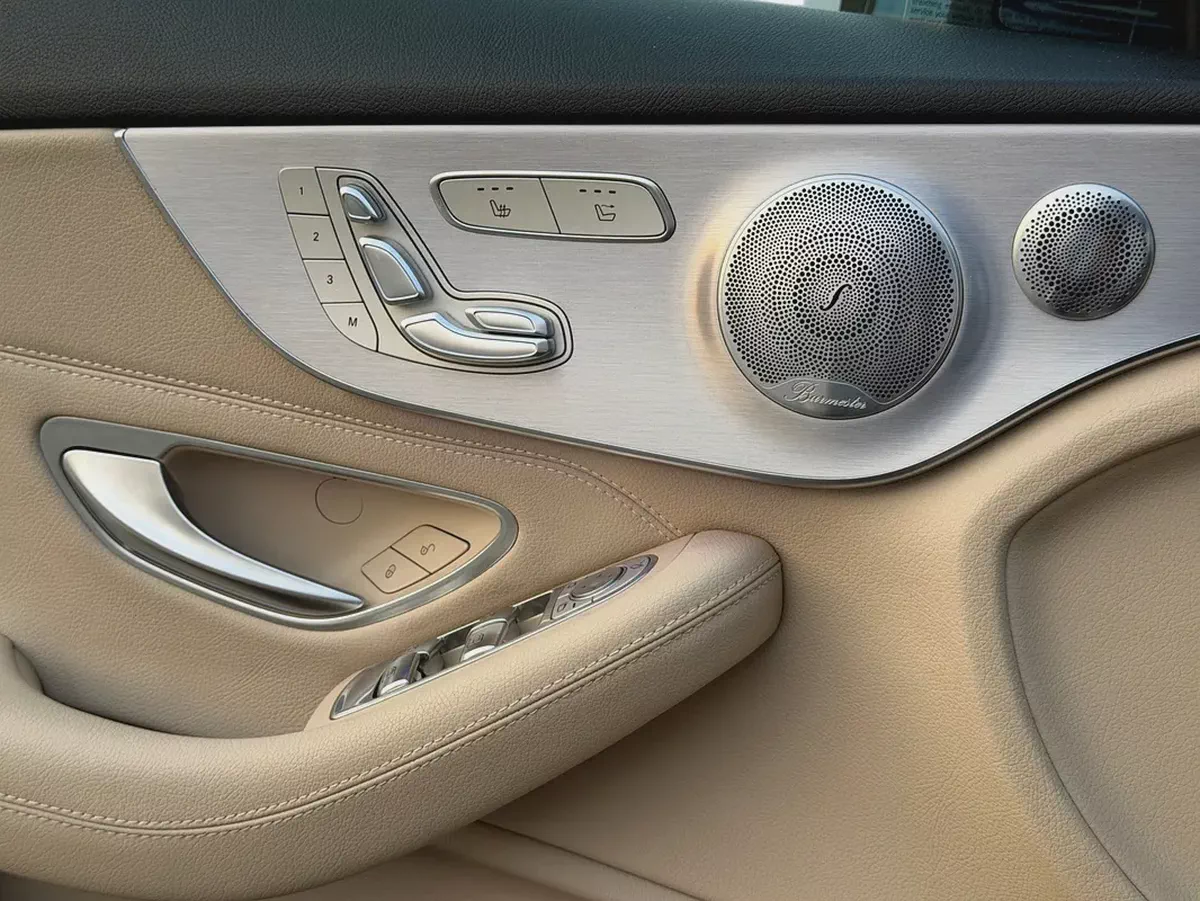 AED 1,440 P.M | 0% DOWN PAYMENT | MERCEDES-BENZ C300 COUPE | 2021 | AMERICAN SPECS-17-17