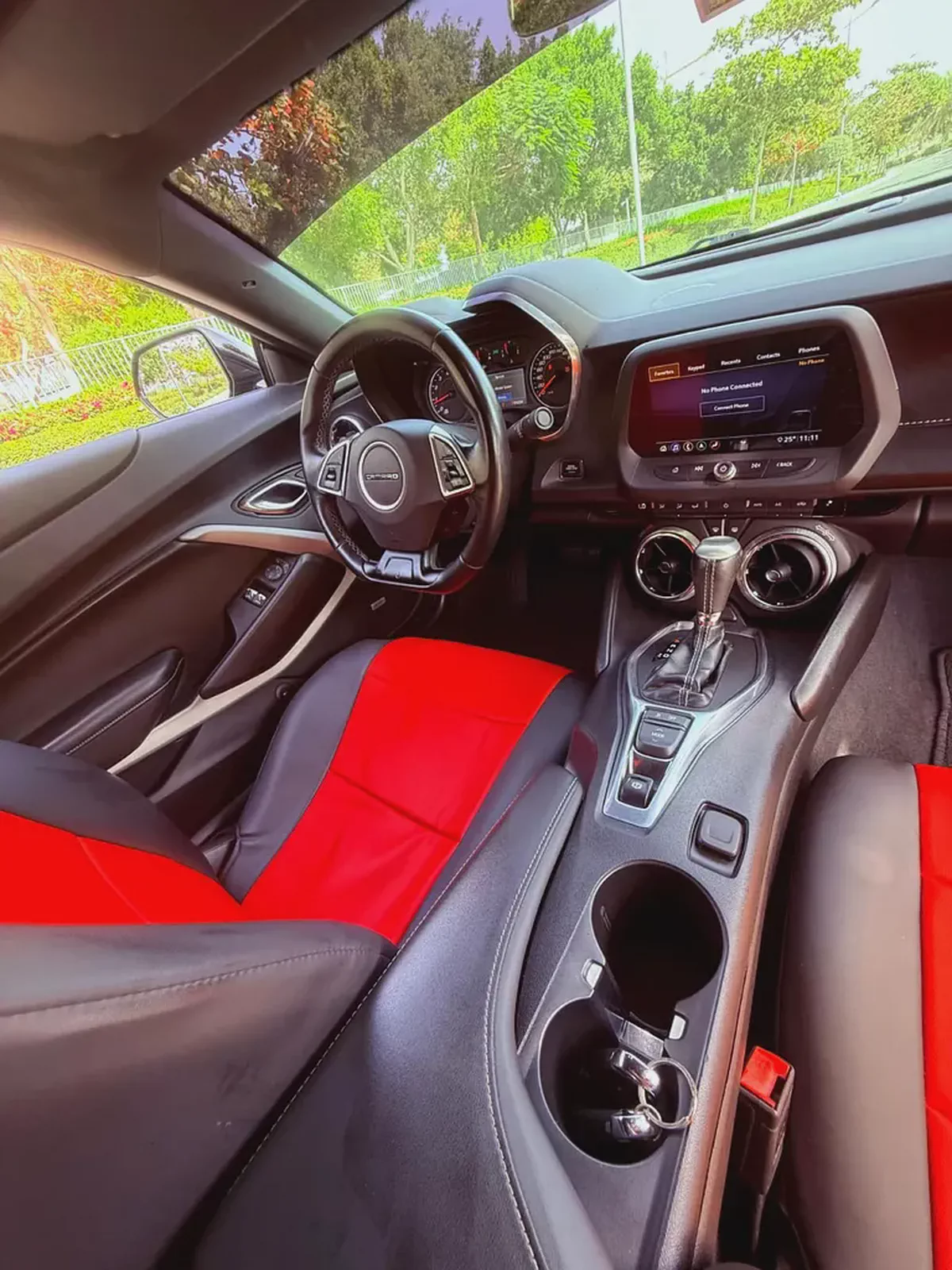 شيفروليه كامارو خليجي فل اوبشن بحالة الوكالة  2020 Chevrolet Camaro RS - GCC Specs-8-8