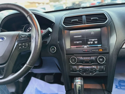 Ford Explorer Limited 2016 American Specs - Fully Loaded SUV-8