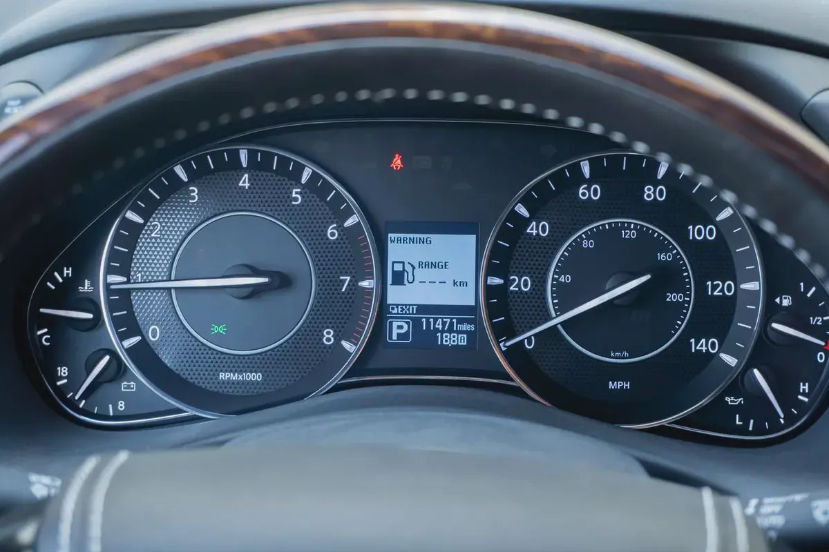 Nissan Armada Platinum 2020 - American Specs-15-15