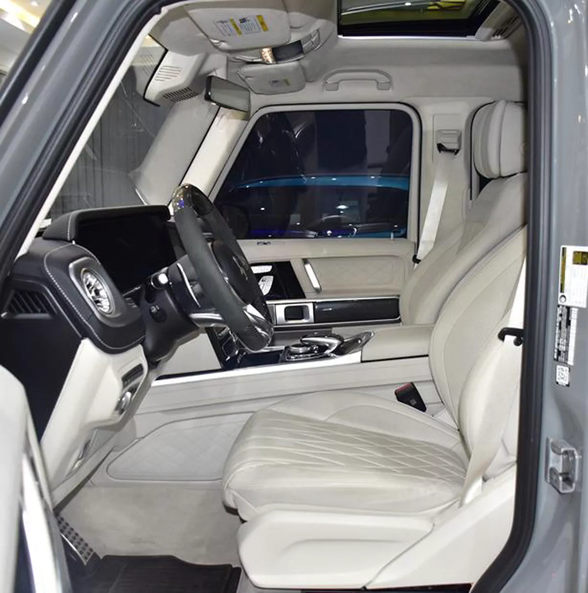 Mercedes Benz G550 ( 2024 Model ) in Gre...-8-8