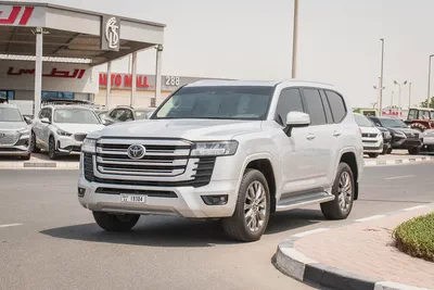 2023 - TOYOTA LAND CRUISER GXR 4.0 - UNDER WARRANTY GCC SPECS - EXCELLENT CONDITION-1