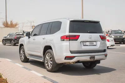 2023 - TOYOTA LAND CRUISER GXR 4.0 - UNDER WARRANTY GCC SPECS - EXCELLENT CONDITION-5