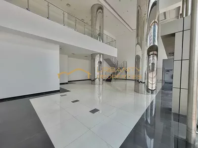 Ideal Location || Showroom For Rent || Port Saeed ||-6
