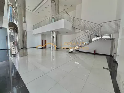 Ideal Location || Showroom For Rent || Port Saeed ||-1