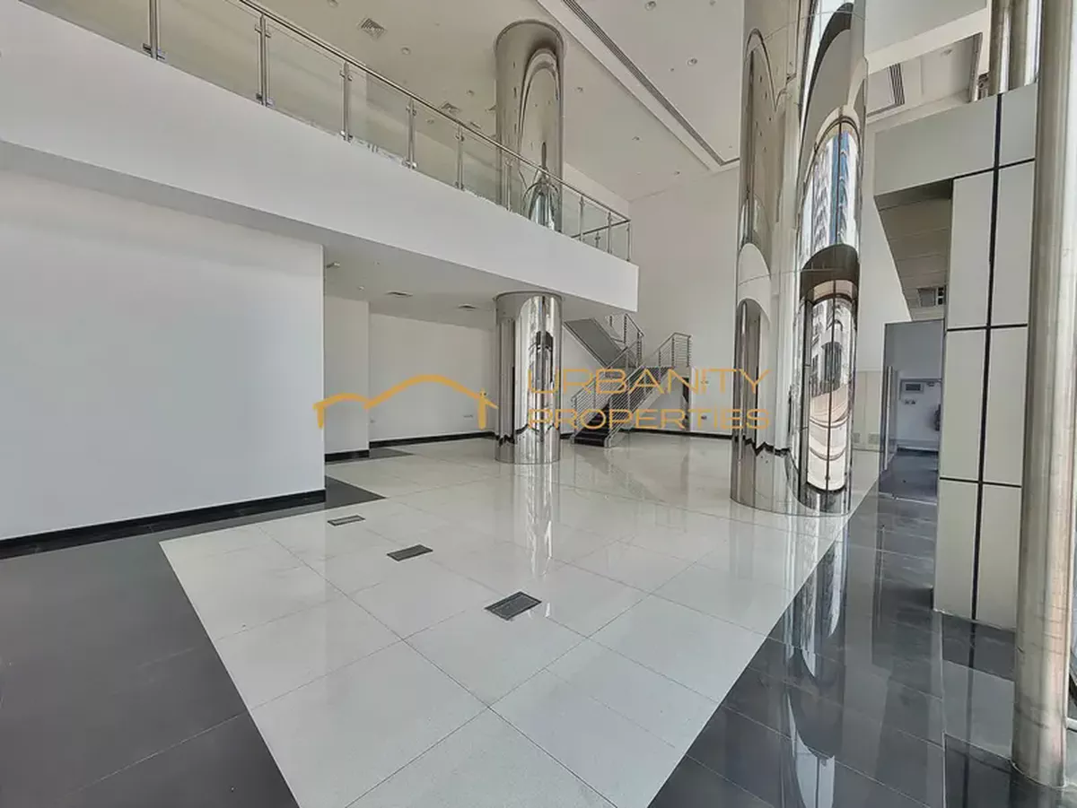 Ideal Location || Showroom For Rent || Port Saeed ||-6-6