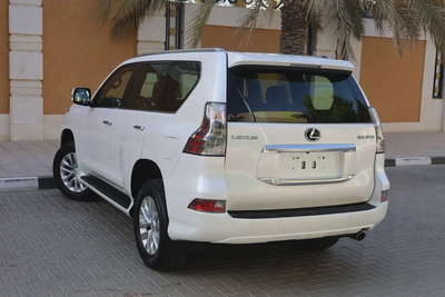 LEXUS GX460-PREMIUM-2023-54000KM-GCC SPECS -UNDER WARRANTY-EXCELLENT CONDITION-2