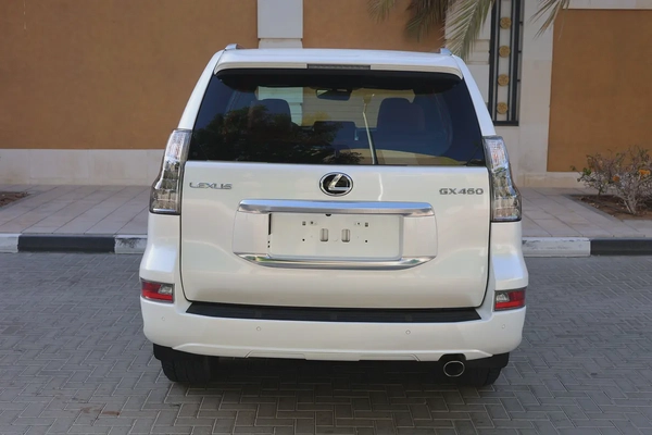 LEXUS GX460-PREMIUM-2023-54000KM-GCC SPECS -UNDER WARRANTY-EXCELLENT CONDITION