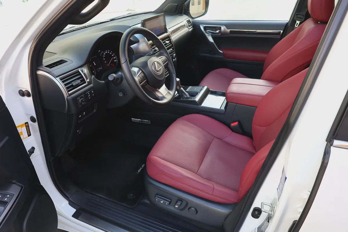 LEXUS GX460-PREMIUM-2023-54000KM-GCC SPECS -UNDER WARRANTY-EXCELLENT CONDITION-11-11