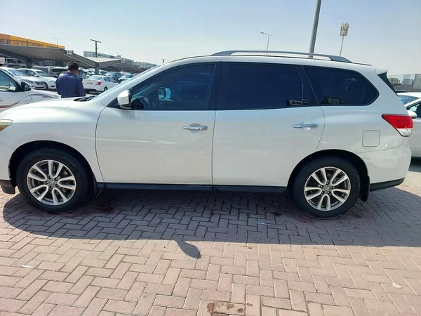 نيسان باثفايندر 2014