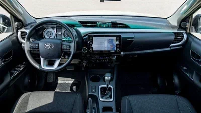 Toyota Hilux SGLX Toyota hilux 2.4L diesel 2025 full option for export only-12
