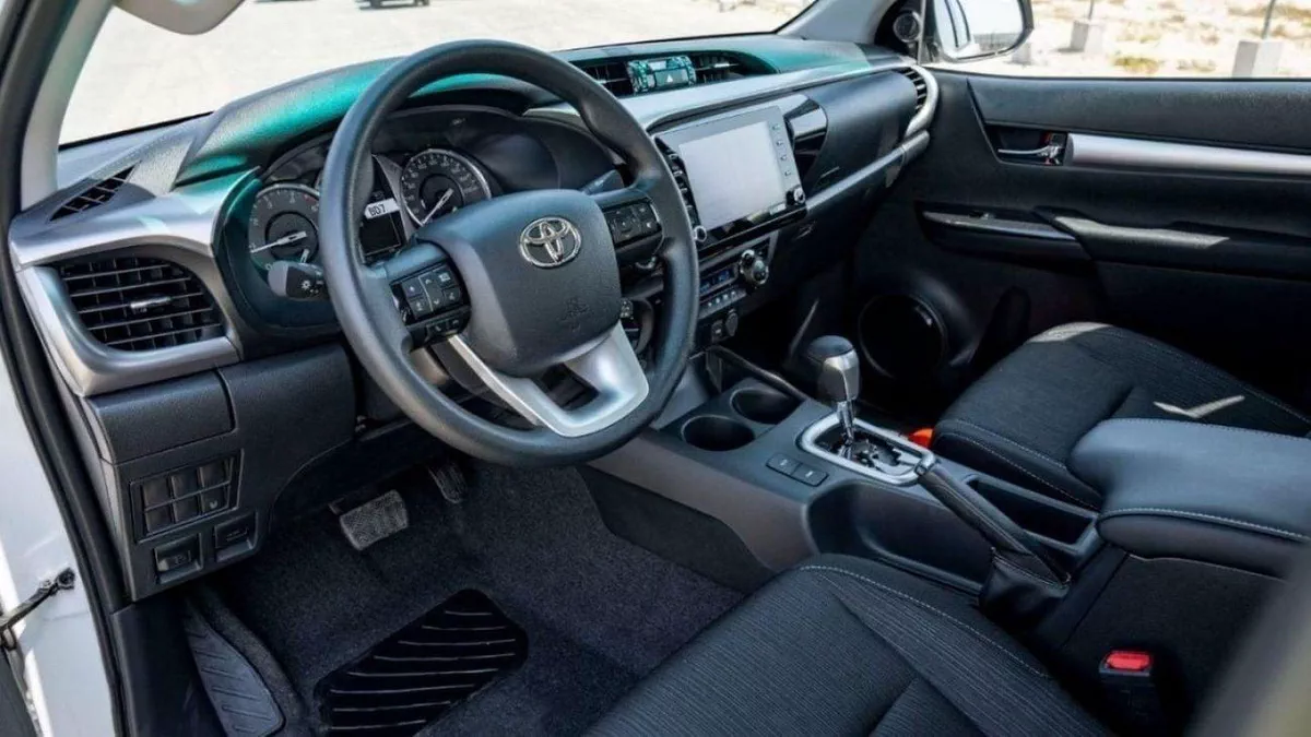 Toyota Hilux SGLX Toyota hilux 2.4L diesel 2025 full option for export only-16-0