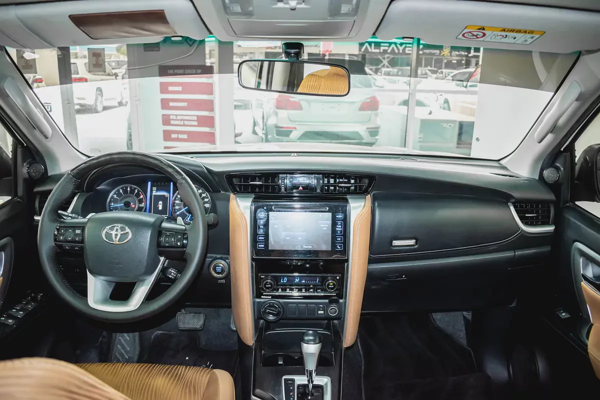 1 YR / 20,000 KM WARRANTY | 4.0 GXR | 6 CYLINDER | AED 1550-8-8