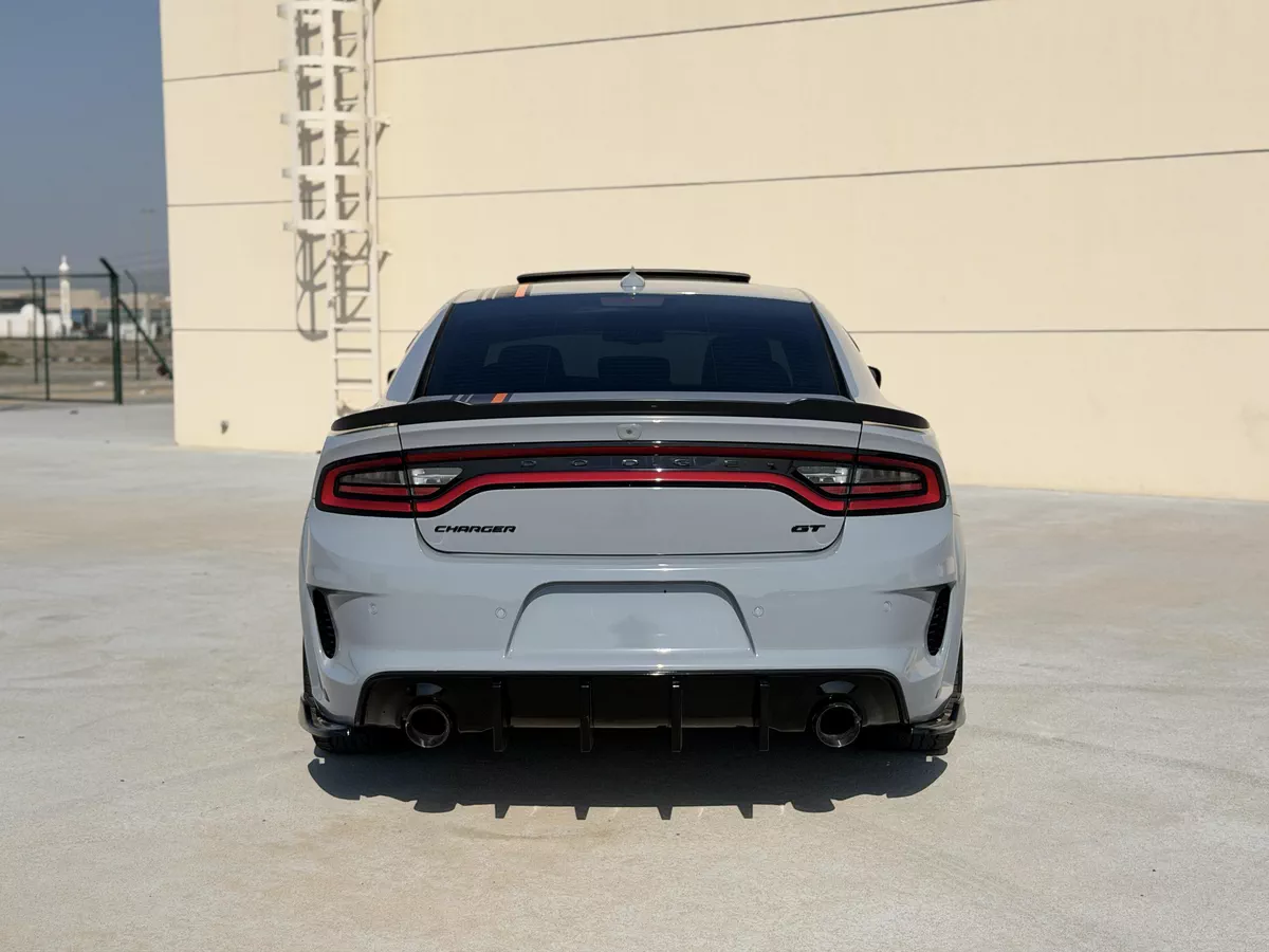 Dodge Charger 2022-3-3