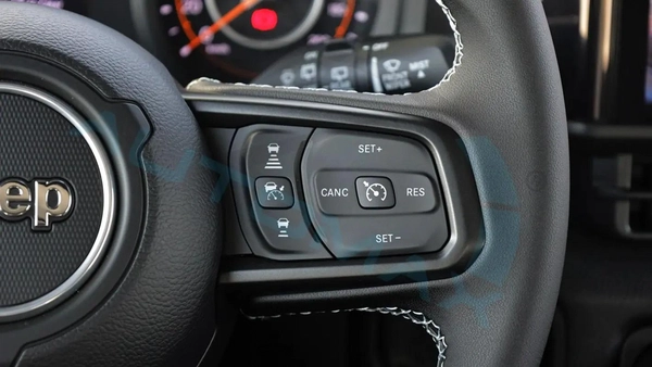 ( 5 Years Warranty + 3 Years Service ) 2026 Jeep Wrangler Sport S 2.0T 4x4 GCC