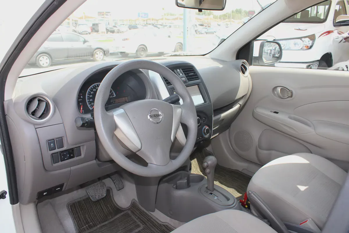Nissan Sunny 2022 SE GCC Specs --7-7