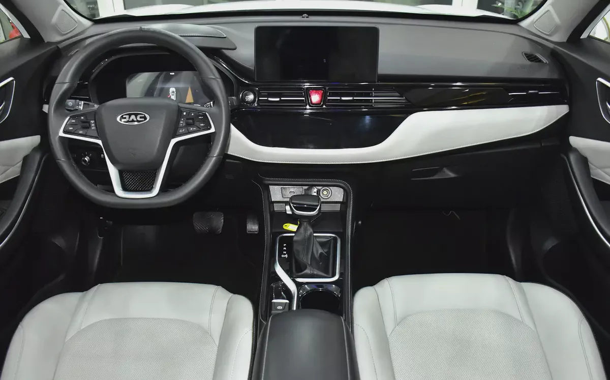 AED 436 EMi for 5Yrs | JAC JS4 1.5T ( 2023 Model ) in White Color GCC Specs-10-10