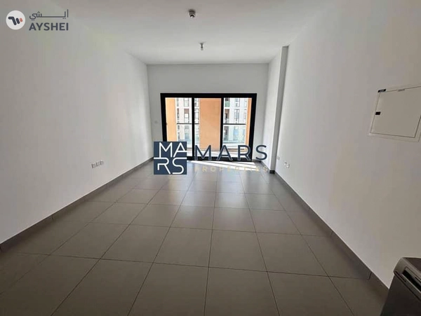 Brand new balconey studio avalible with gym,pool,parking