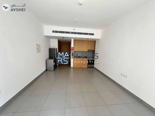 Brand new balconey studio avalible with gym,pool,parking