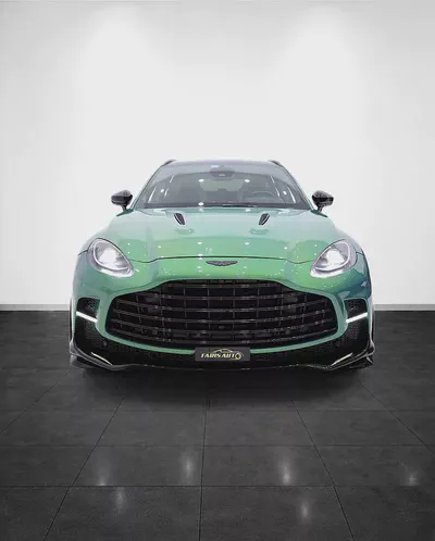 Aston Martin DBX 707 SPECIAL Q SPEC + CARBON INT/EXT SAME AS NEW-1