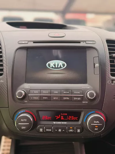 KIA K3-8