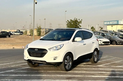 Hyundai Tucson 2014 Hyundai Tucson Limited 2.4L V4 - Rear Camera - panoramic sunroof - Leather Seats-2