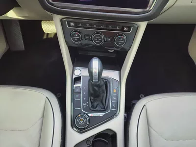 Volkswagen Tiguan 4Motion 2.0 Sport 2018 Model GCC Specs With Full Service History From Agency-14