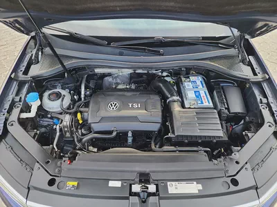 Volkswagen Tiguan 4Motion 2.0 Sport 2018 Model GCC Specs With Full Service History From Agency-17