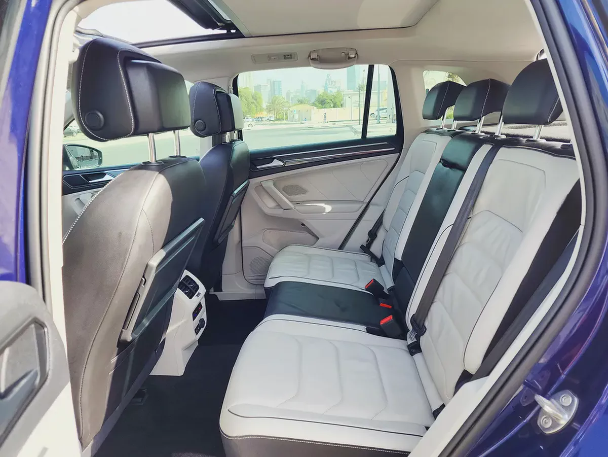 Volkswagen Tiguan 4Motion 2.0 Sport 2018 Model GCC Specs With Full Service History From Agency-7-7