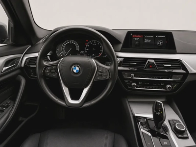 BMW 5-Series 520i Exclusive 2020 | GCC Specs | Low Mileage-12