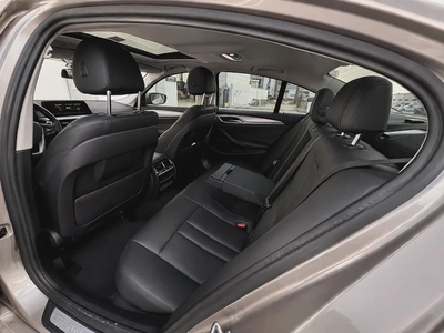 BMW 5-Series 520i Exclusive 2020 | GCC Specs | Low Mileage-15
