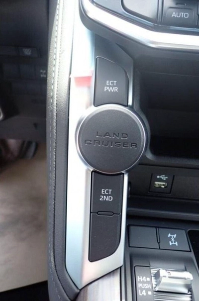 Toyota Land Cruiser LAND CRUISER GXR 4.0L-14