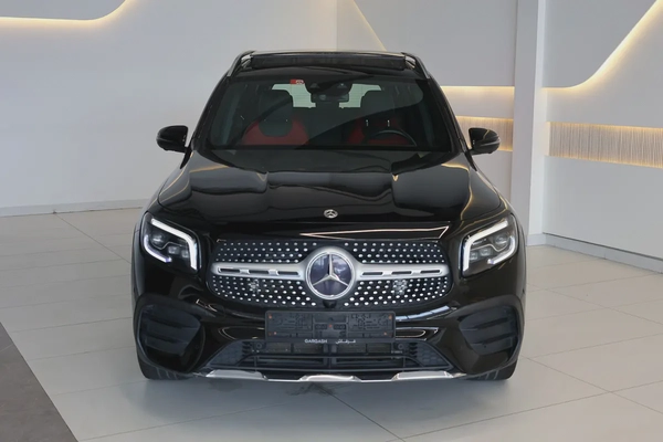 2023 Mercedes-Benz GLB 250 4MATIC | GCC Specs | Low Mileage 46000km-UNDER WARRANTY  SERVICE
