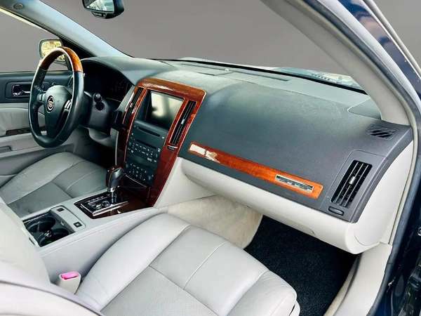 CADILLAC STS | 2006 | LOW MILEAGE CLEAN CAR FRESH JAPAN IMPORT