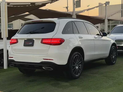 2019 Mercedes-Benz GLC 300 4MATIC | Pristine Condition | US Specs-5