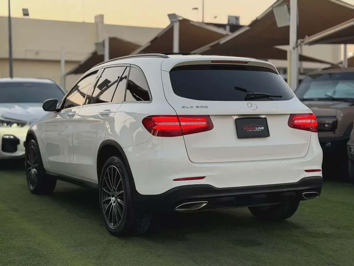 2019 Mercedes-Benz GLC 300 4MATIC | Pristine Condition | US Specs-4-4