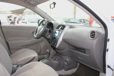 nissan Sunny 2022 gcc-9