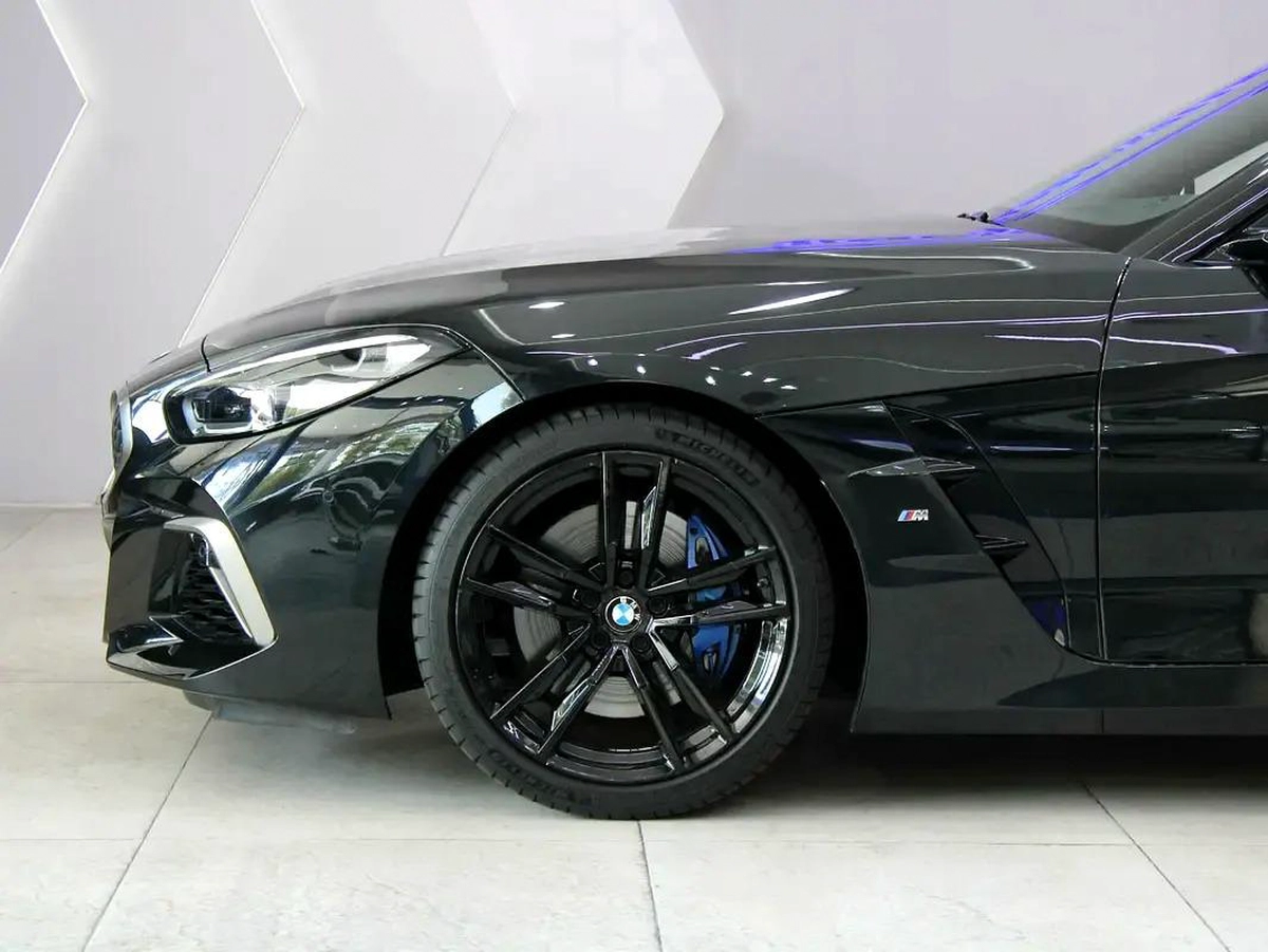 BMW Z4 2022 for 125,000.00 AED-8-8