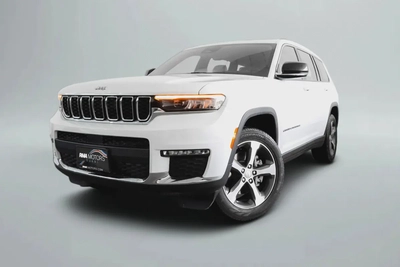 2,853 AED / 60 months | 0% DP | 2023 Jeep Grand Cherokee Limited L / Full Service History-4