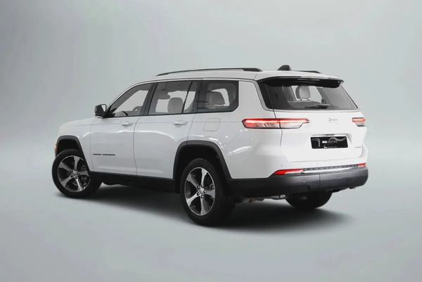 2,853 AED / 60 months | 0% DP | 2023 Jeep Grand Cherokee Limited L / Full Service History
