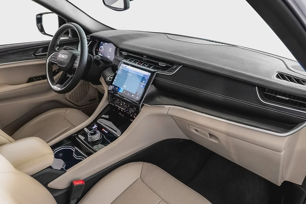 2,853 AED / 60 months | 0% DP | 2023 Jeep Grand Cherokee Limited L / Full Service History