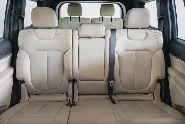2,853 AED / 60 months | 0% DP | 2023 Jeep Grand Cherokee Limited L / Full Service History