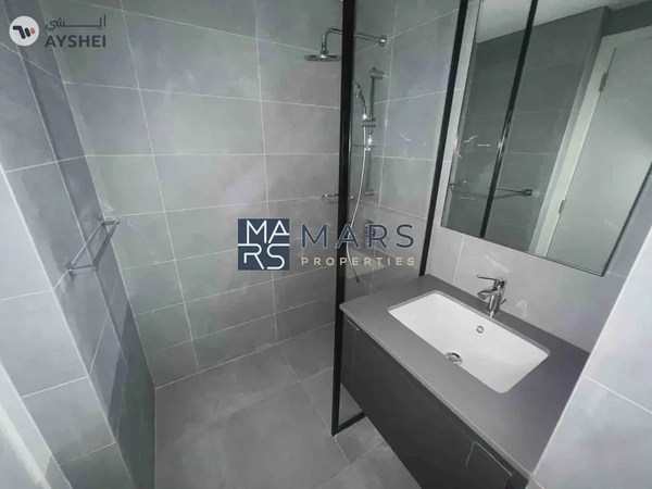 Luxury brand new studio available in tiraz building just in 35k