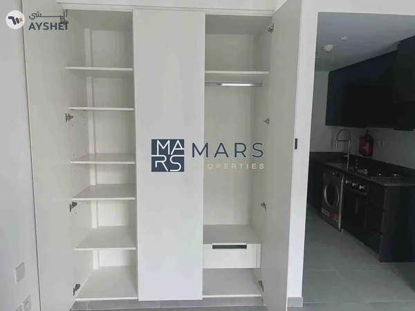 Luxury brand new studio available in tiraz building just in 35k