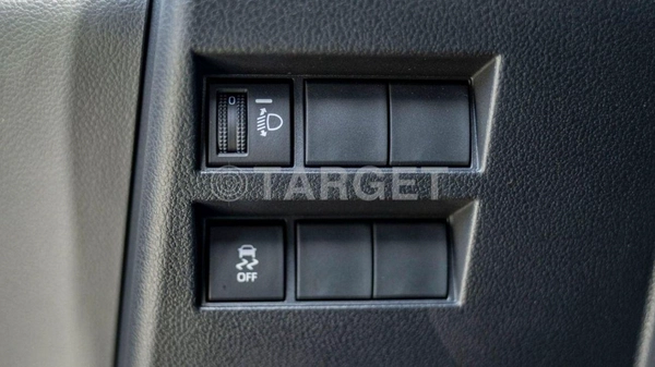 Toyota Land Cruiser GXR 4.0L PETROL