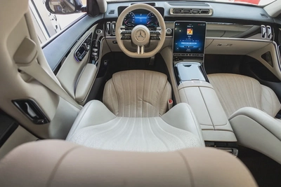 Mercedes-Benz S-Class 500-1