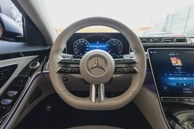 Mercedes-Benz S-Class 500-10