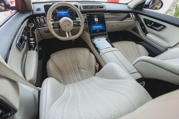 Mercedes-Benz S-Class 500