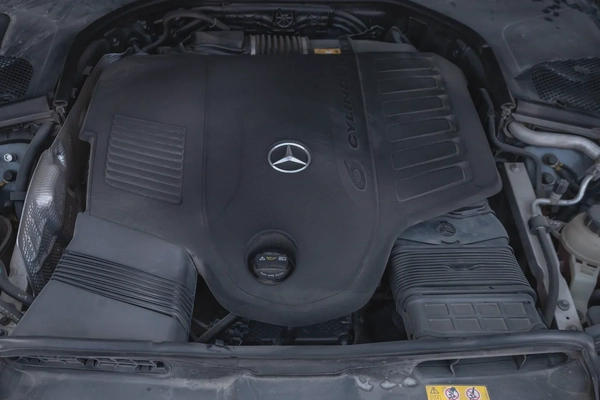Mercedes-Benz S-Class 500