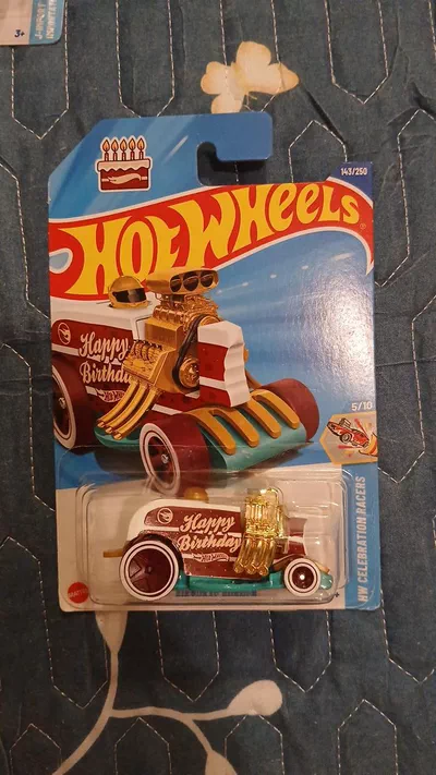 Birthday burner hotwheels-0